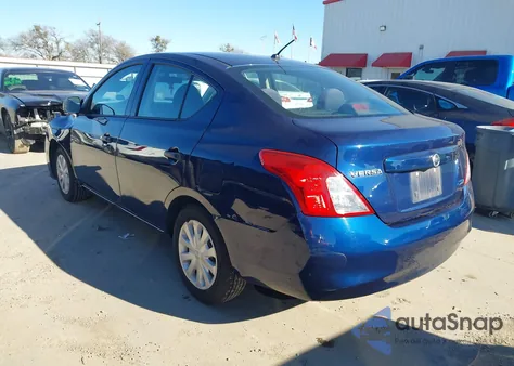 2014 Nissan Versa 1.6 S z USA, uszkodzony, nr VIN 3N1CN7AP5EL851484